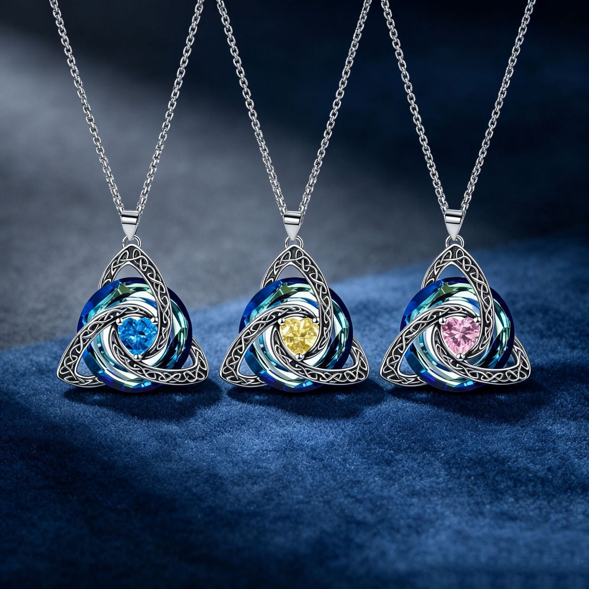 Collana con nodo celtico della Trinità e pietra natale ✨